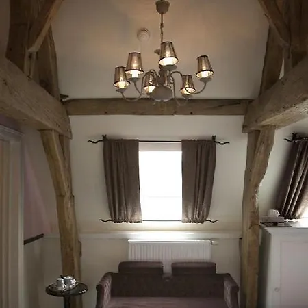 's Gravenhof 3* فورين